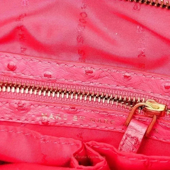 MARC JACOBS Ozzie Aurora Rock Lobster Ostrich Tote Should Bag - Picture 7 of 11